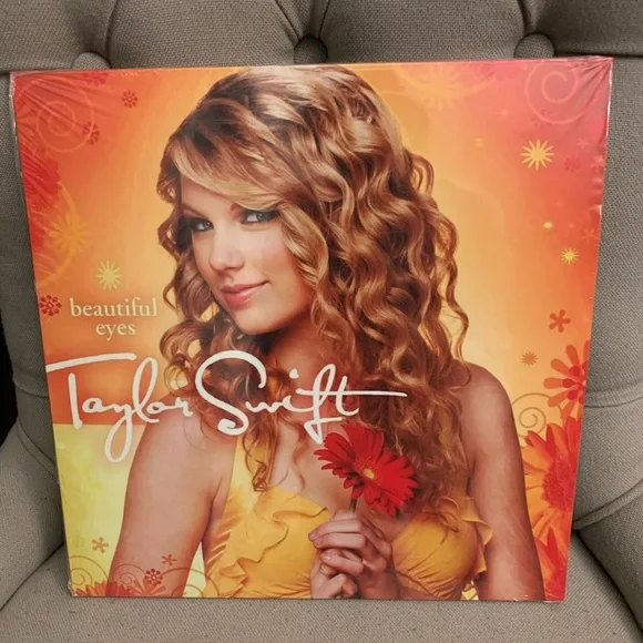 新品 taylor swift beautiful eyes CD＋DVD 【公式通販】